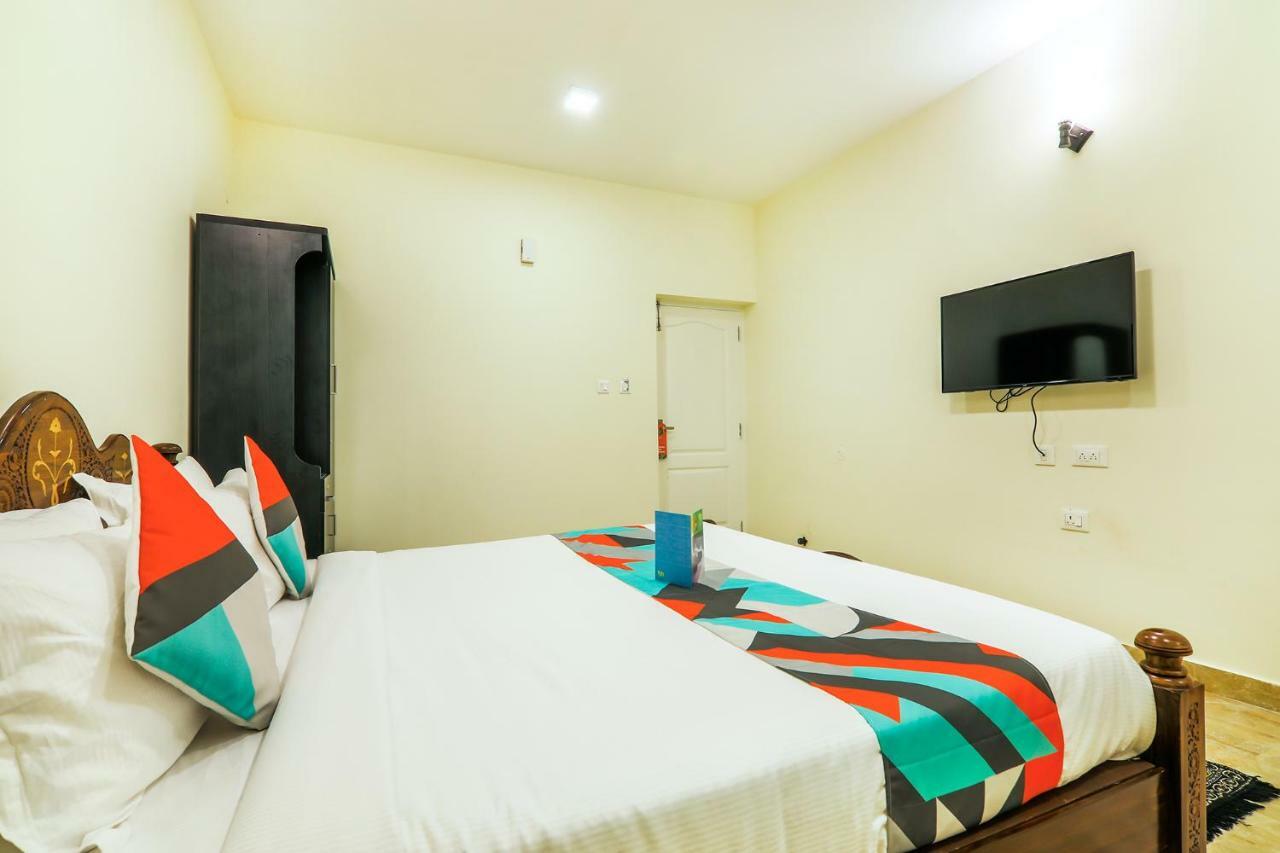 Fabexpress Royal Hideway Resort Ooty Exterior photo