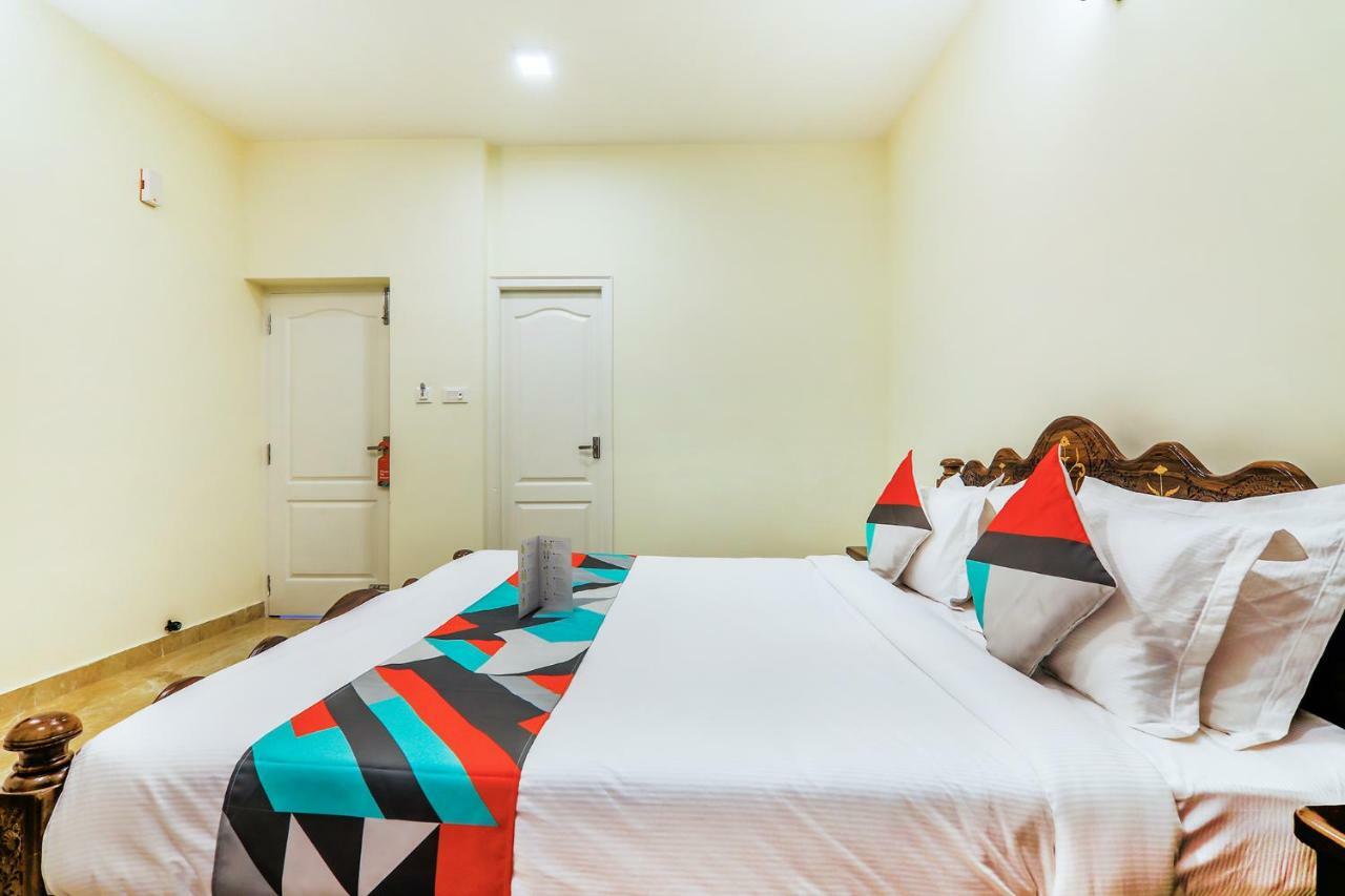 Fabexpress Royal Hideway Resort Ooty Exterior photo
